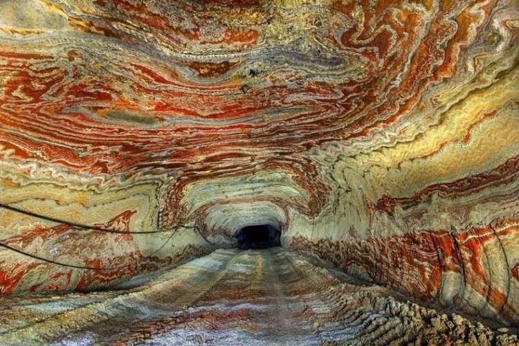 Tuz Mağarası, Sverdlovsk