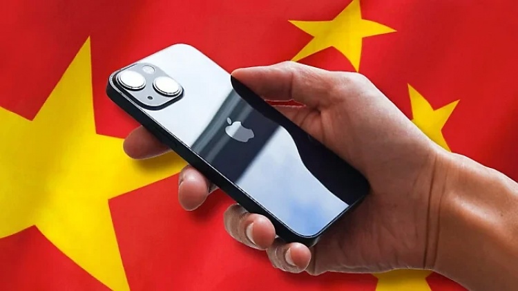 Çin, Devlet Görevlilerinin iPhone Kullanımını Yasakladı