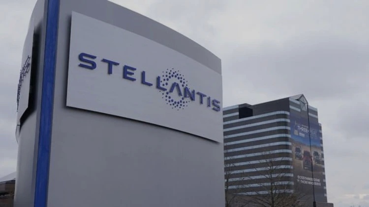 Stellantis, İtalya'da Yenilikçi Batarya Teknoloji Merkezini Faaliyete Geçirdi!