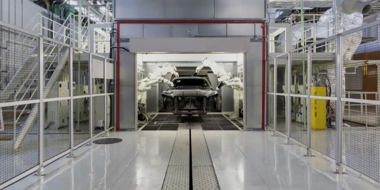 Toyota, Elektrikli Araç Pazarında İddiasını Artırıyor: Yeni Üretim Hattını Tanıttı