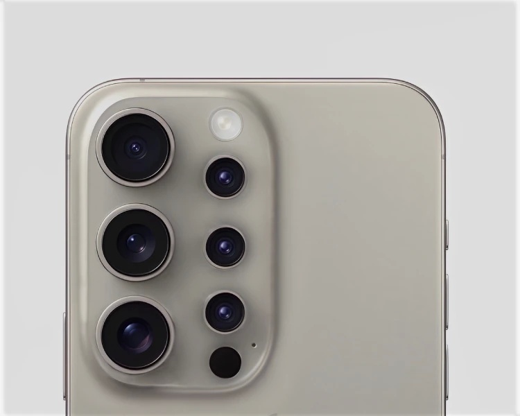 iPhone 16 Serisi Detayları Ortaya Çıkıyor: iPhone 16 Ultra Altı Kameralı Tasarımıyla Dikkat Çekecek