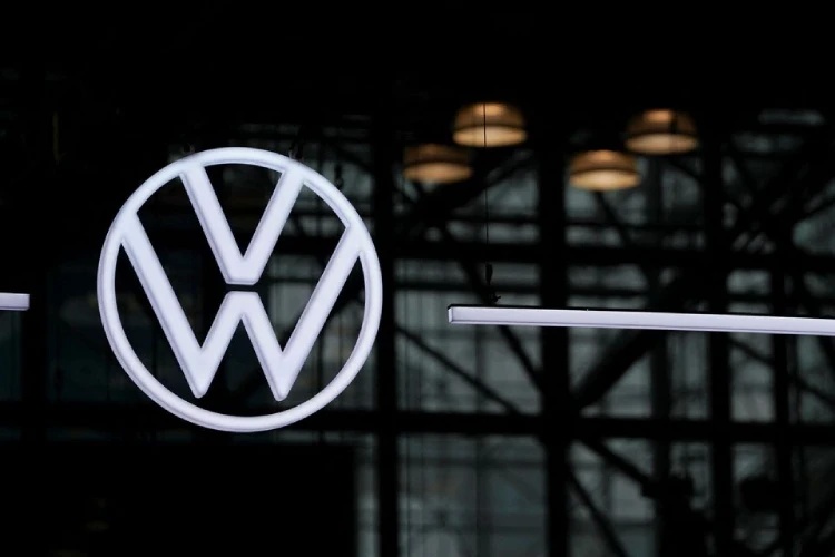 Düşük Talep Sebebiyle Volkswagen İki Elektrikli Modelin Üretimini Durdurma Kararı Aldı!