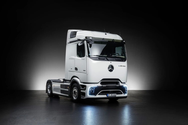 Mercedes-Benz, Elektrikli Ağır Vasıta Segmentine Yenilik Getiriyor: Yeni eActros 600 Karşınızda!