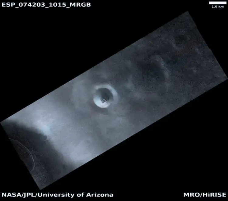 Mars'ta Büyüleyici Krater Detayları İlk Kez Yayınlandı!