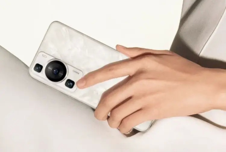 Huawei'den Premium Tasarımıyla Göz Dolduran Bütçe Dostu Yeni Telefon!