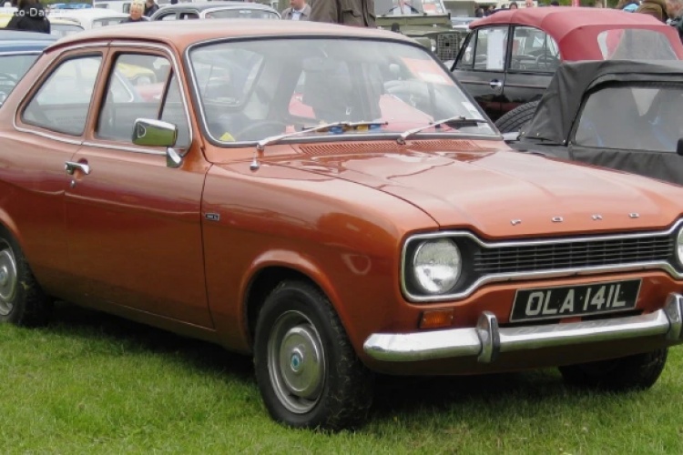 8. 1968 Ford Escort