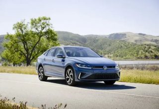 2025 Volkswagen Jetta Tanıtıldı: Özellikler ve Fiyat Bilgisi