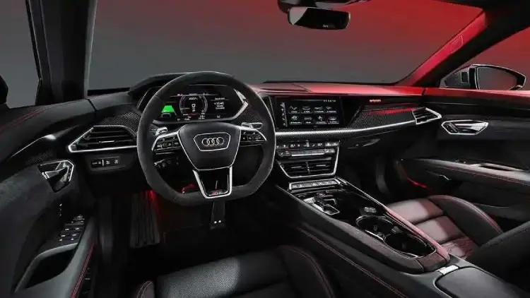 Audi'nin yeni RS e-tron GT ailesi tanıtıldı