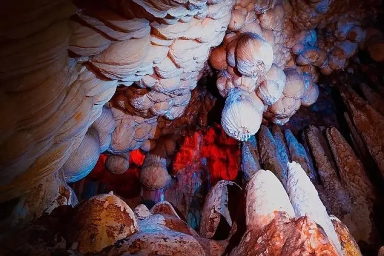 Türkiye’deki En Etkileyici Mağaralar