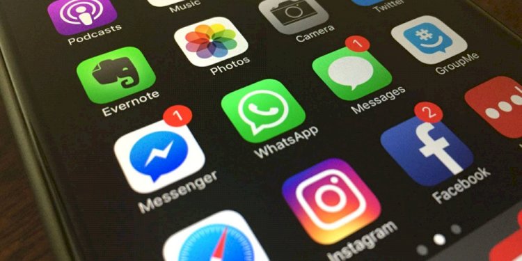 WhatsApp’ta Çevrimiçi Durumunuzu Nasıl Gizleyebilirsiniz?