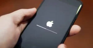 iPhone'unuzu iOS güncellemeleri ile güncel tutun! Wi-Fi üzerinden veya PC kullanarak iPhone yazılım güncellemesi nasıl yapılır, öğrenin.